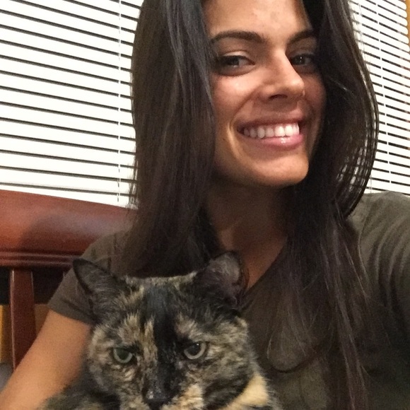 Meet your Posher, Melinda - Picture 2 of 2